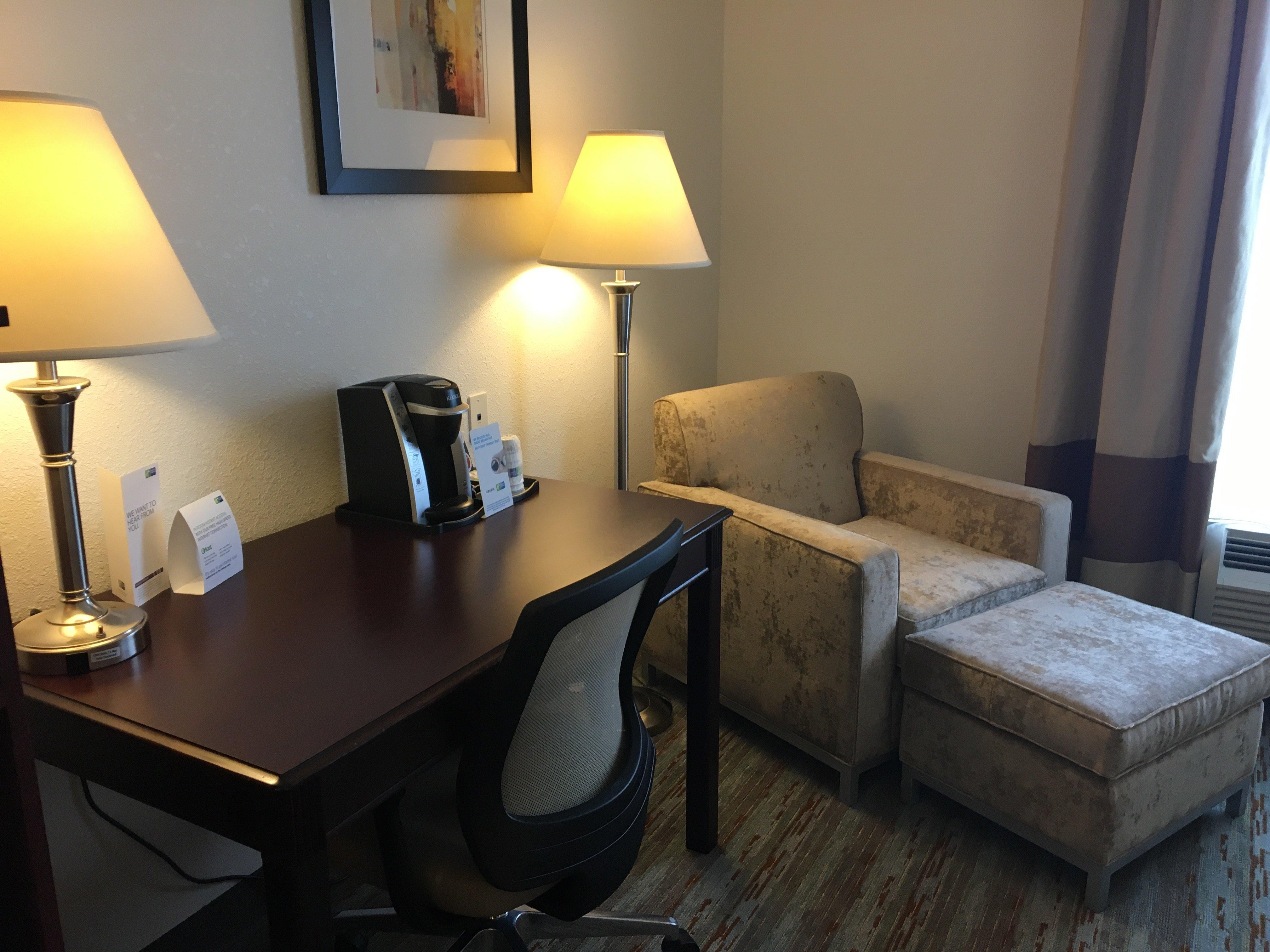 Holiday Inn Express West Jefferson By Ihg Eksteriør billede