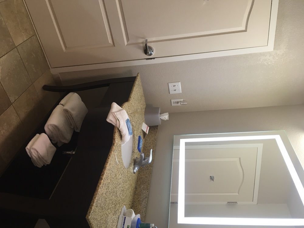 Holiday Inn Express West Jefferson By Ihg Eksteriør billede